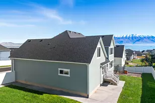 49 E Garibaldi Wy, Saratoga Springs, UT 84045 - Photo 4