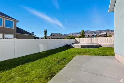 49 E Garibaldi Way, Saratoga Springs, UT 84045 - Photo 32