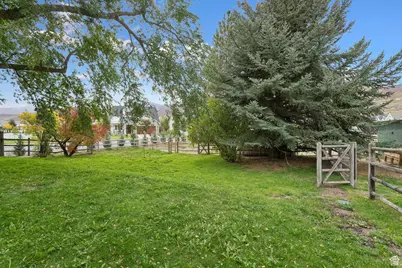 590 S Center St, Midway, UT 84049 - Photo 34