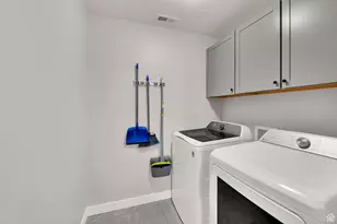 94 E Broxburn Way, Tooele, UT 84074 - Photo 26