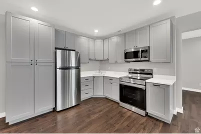 94 E Broxburn Way, Tooele, UT 84074 - Photo 30