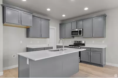 6764 N Star Lake Dr, Eagle Mountain, UT 84005 - Photo 8