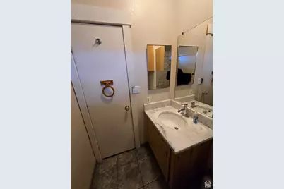1025 N 300 W #1, Springville, UT 84663 - Photo 16