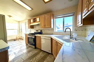 1025 N 300 W, Springville, UT 84663 - Photo 10