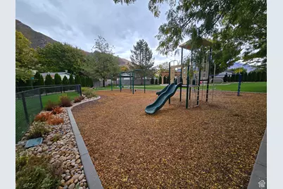 1025 N 300 W #1, Springville, UT 84663 - Photo 32
