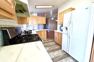 1025 N 300 W, Springville, UT 84663 - Photo 12