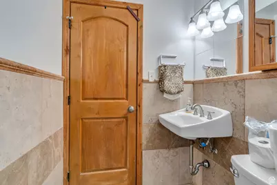 17 W Sunset Ave, South Salt Lake, UT 84115 - Photo 36