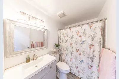 1879 E 5750 S, South Ogden, UT 84403 - Photo 16