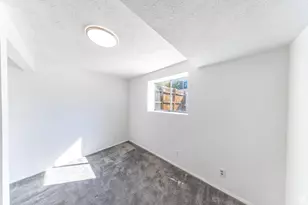 1879 E 5750 S, South Ogden, UT 84403 - Photo 18