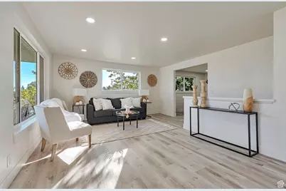 6585 W 3785 S, West Valley, UT 84128 - Photo 8