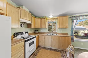 3135 N Thompson Cyn Rd, Thompson, UT 84540 - Photo 10