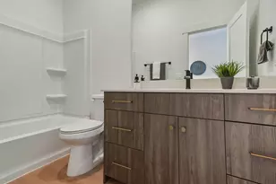 544 N 600 W, Salt Lake City, UT 84116 - Photo 20