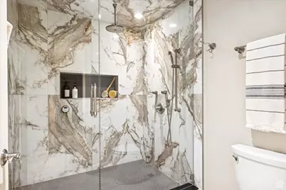 560 E South Temple #201, Salt Lake City, UT 84102 - Photo 14