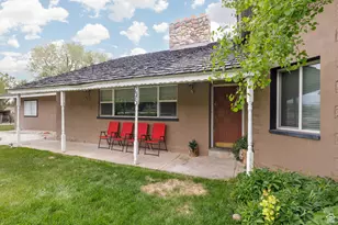 295 S State St, Ferron, UT 84523 - Photo 8