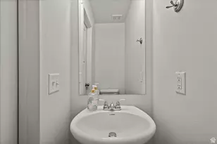 224 E 630 N, Vineyard, UT 84059 - Photo 8