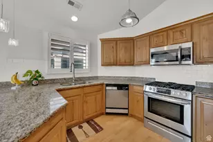 74 E Resaca Dr S, Sandy, UT 84070 - Photo 10