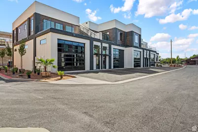 80 W Center St #16, La Verkin, UT 84745 - Photo 2