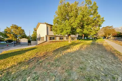 1327 E Madrid Way S, Sandy, UT 84093 - Photo 28