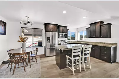 2405 W 2825 N, Farr West, UT 84404 - Photo 12