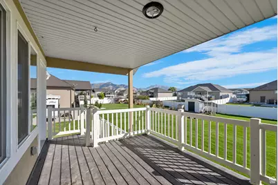 2405 W 2825 N, Farr West, UT 84404 - Photo 32