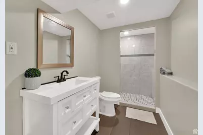 2405 W 2825 N, Farr West, UT 84404 - Photo 26