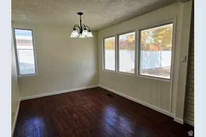 10433 S Carnation Dr, Sandy, UT 84094 - Photo 14