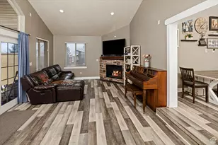 160 600 N, Millville, UT 84326 - Photo 18