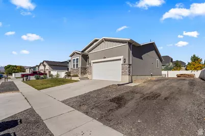 1332 W 1500 N, Lehi, UT 84043 - Photo 2