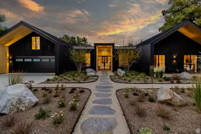 2105 E Fardown Ave, Holladay, UT 84121 - Photo 1