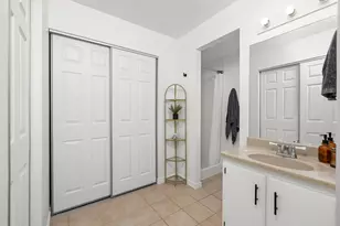 1169 E Cottonwood Hills Dr S, Sandy, UT 84094 - Photo 10