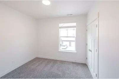 882 N Coulsen Dr #J203, Saratoga Springs, UT 84045 - Photo 8