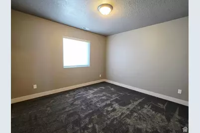 9051 N Clubhouse Ln, Eagle Mountain, UT 84005 - Photo 34