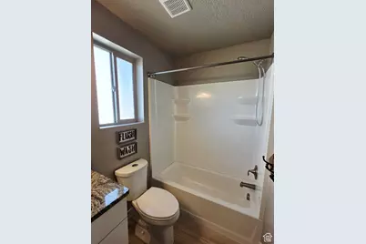 9051 N Clubhouse Ln, Eagle Mountain, UT 84005 - Photo 30