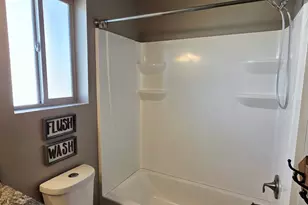 9051 N Clubhouse Ln, Eagle Mountain, UT 84005 - Photo 30