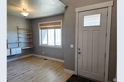 9051 N Clubhouse Ln, Eagle Mountain, UT 84005 - Photo 4