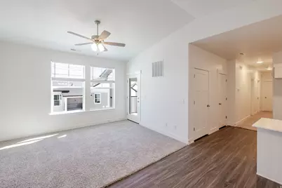 882 N Coulsen Dr #J301, Saratoga Springs, UT 84045 - Photo 14