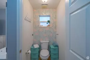 392 N Windsor Dr, Washington, UT 84780 - Photo 24