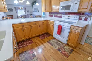 392 N Windsor Dr, Washington, UT 84780 - Photo 42