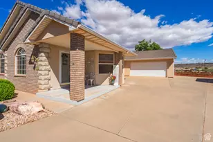 392 N Windsor Dr, Washington, UT 84780 - Photo 4