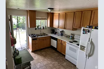 2795 S Imperial St, Salt Lake City, UT 84106 - Photo 20