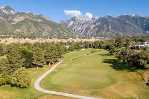 8597 S Mount Majestic Rd E, Sandy, UT 84093 - Photo 42