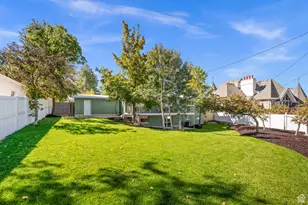 8597 S Mount Majestic Rd E, Sandy, UT 84093 - Photo 40