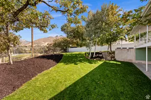 8597 S Mount Majestic Rd E, Sandy, UT 84093 - Photo 38