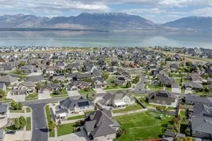 161 W Sweetbriar Ln, Saratoga Springs, UT 84045 - Photo 4