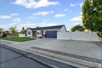 1295 N 190 E, Lehi, UT 84043 - Photo 2