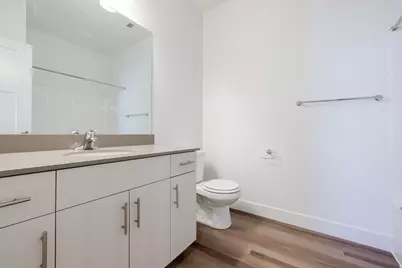 882 N Coulsen Dr #J304, Saratoga Springs, UT 84045 - Photo 8