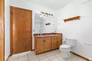 6824 S Creekcove Way E, Cottonwood Heights, UT 84047 - Photo 24