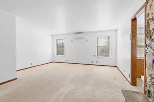 6824 S Creekcove Way E, Cottonwood Heights, UT 84047 - Photo 28