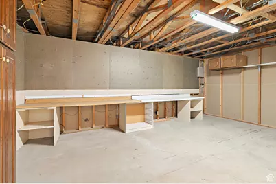 6824 S Creekcove Way E, Cottonwood Heights, UT 84047 - Photo 44