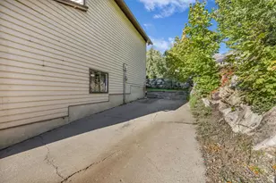 3380 N 400 E, North Ogden, UT 84414 - Photo 32